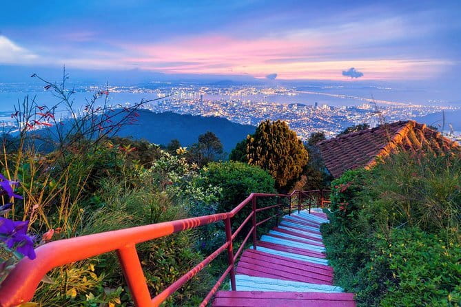 Penang Day Trip with Temple and Penang Hill Tickets (Fast Lane) - Why Penang Hill makes a good first stop