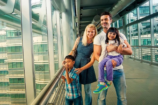 Petronas Twin Towers Admission Tickets (E-Tickets) - Reaching the Skybridge between the towers