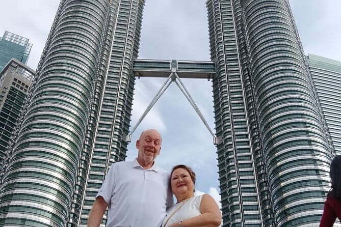 Petronas Twin Towers Special Entrance & Dining With Expert Guide - Dining on the 42nd Floor