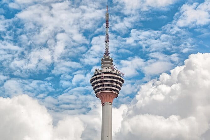 Petronas Twin Towers Special Entrance & Dining With Expert Guide - My Take on the Guide and Personal Service