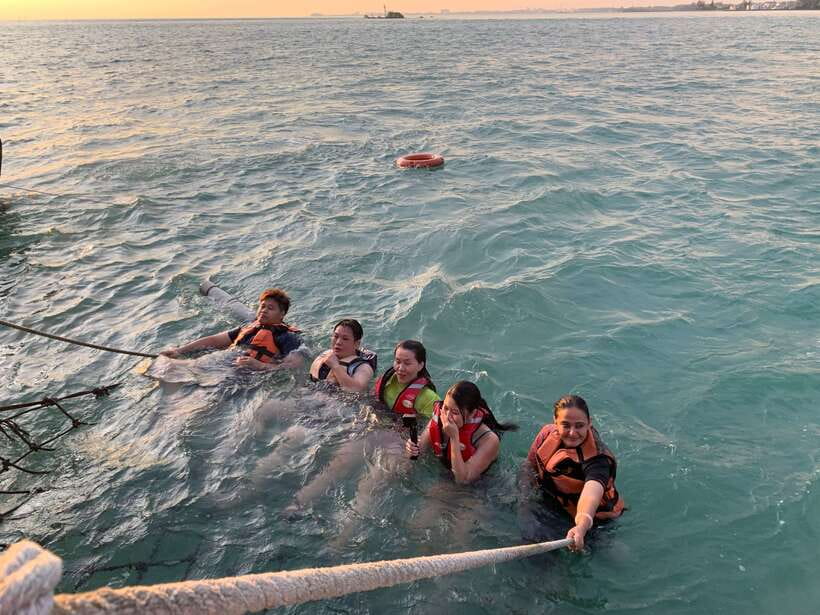 Port Dickson: Breathtaking Dickson Dragon Sunset Cruise - Who should book this cruise?