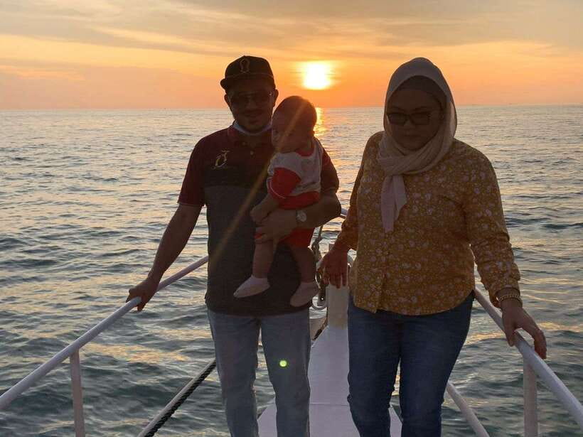 Port Dickson: Dragon Sunset Cruise with Salt Water Jacuzzi - What the Dickson Dragon cruise is really like