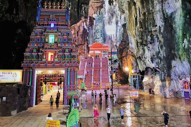 Private Half-Day Batu Caves and Cutural Tour in Kuala Lumpur - The National Mosque and the Friday restriction