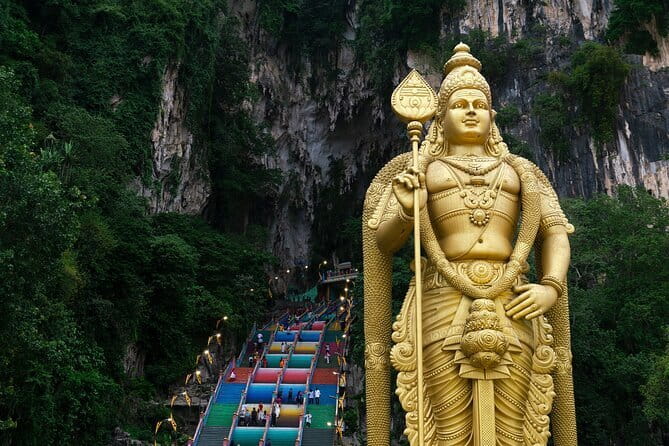 Private Half-Day Cultural Tour in Kuala Lumpur - What the private vehicle adds
