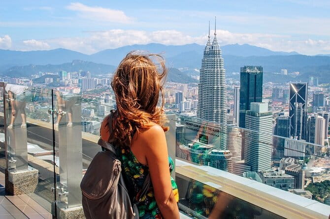 Private Kuala Lumpur City Tour with KL Tower & Batu Caves - One Day, Three Sides of Kuala Lumpur