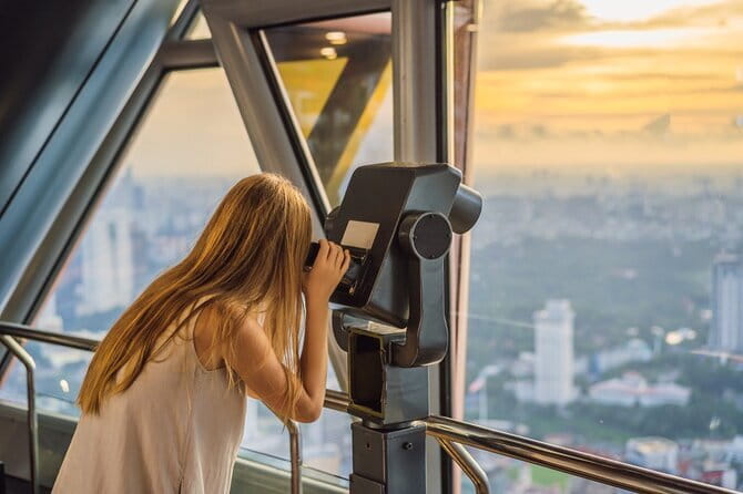 Private Kuala Lumpur City Tour with KL Tower & Batu Caves - Petronas Twin Towers, a Focused Photo Stop