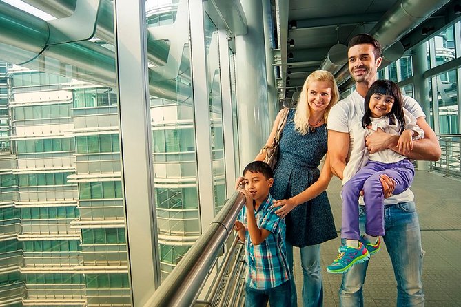 Private Kuala Lumpur City Tour With Petronas Tower & Local Dinner - What the private format changes