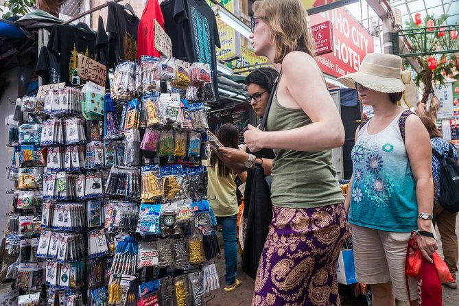 Private Kuala Lumpur Night Market And Food Tour - Jalan Masjid India and a final taste of street food