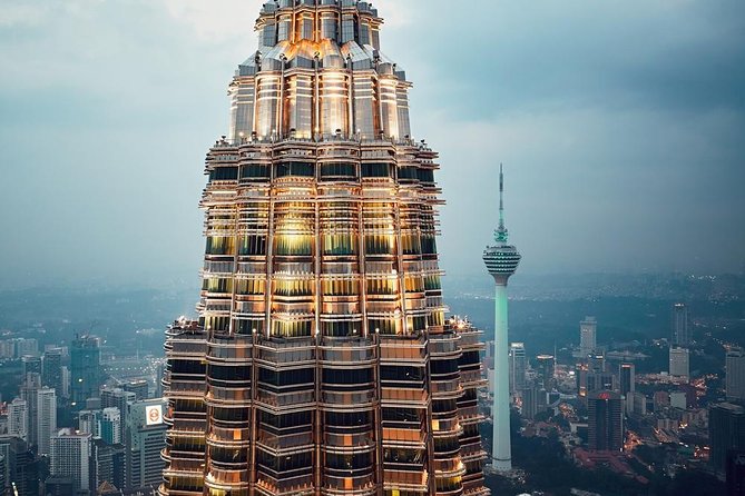 Private Night Tour: Petronas Twin Tower And Shopping - From the Petronas Skybridge to Kuala Lumpur’s night markets