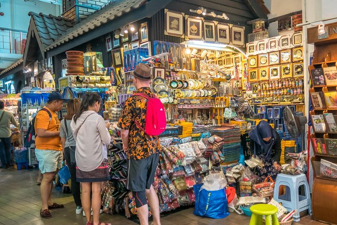 Private Night Tour: Petronas Twin Tower And Shopping - Dataran Merdeka and the colonial heart of the city