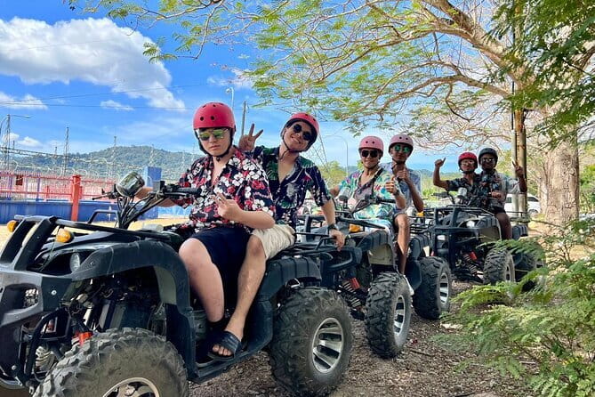 Private One Day Highlights Langkawi Tour Including Cable Car And Sky Bridge - Langkawi Craft Complex and local design