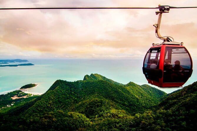 Private One Day Highlights Langkawi Tour Including Cable Car And Sky Bridge - Eagle Square and Langkawi’s giant eagle