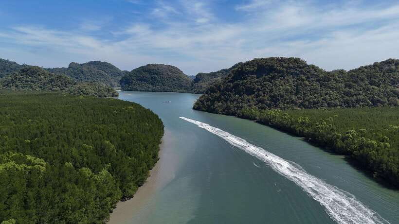 (PRIVATE) Platinum Package Jet Ski Tour Langkawi, Red Ray - What a private 270-minute jet ski day feels like