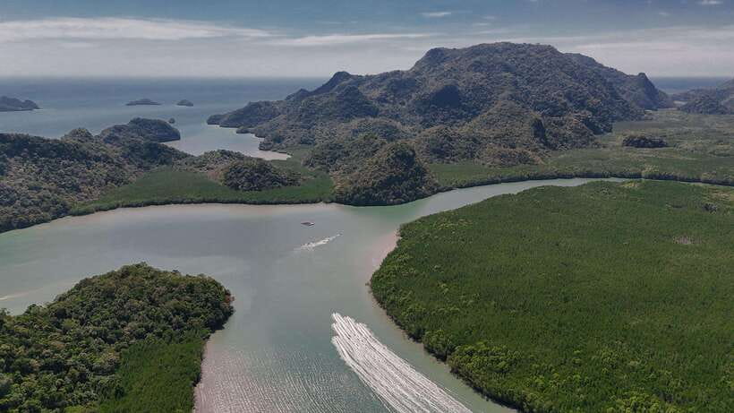 (PRIVATE) Platinum Package Jet Ski Tour Langkawi, Red Ray - Pregnant Maiden Lake and its island legends