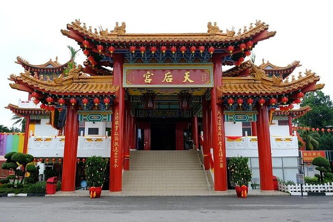 Private Shore Excursion from Klang Port to KL city tour - Batu Caves and the first big cultural stop