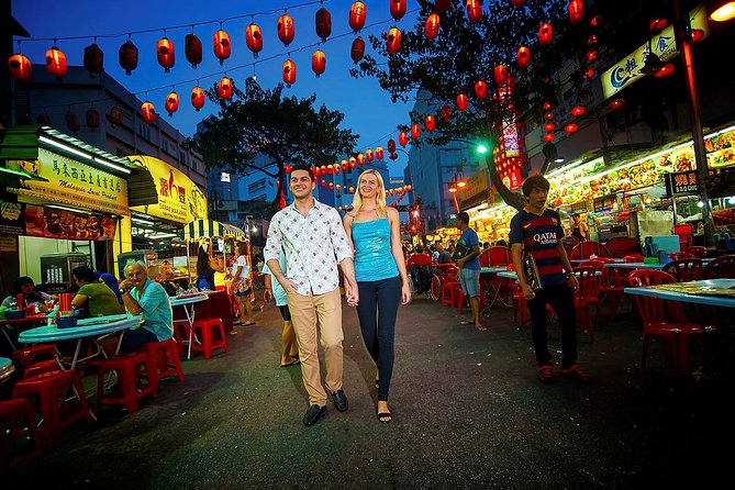 Private Tour : "Lepak-Lepak" at Local Night Market & Mamak Stall - The people make the private format worthwhile