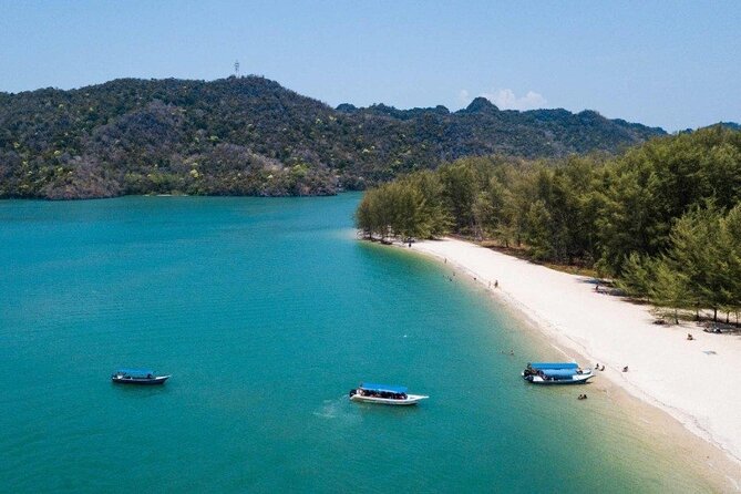 Private Tour to Langkawi Cable Car & Tanjung Rhu Beach - Oriental Village and the practical pause below