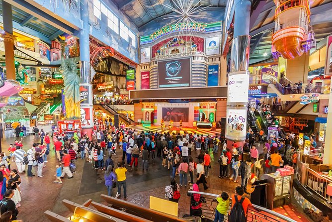 Private Tour with Local Host : Genting Highlands Day Tour enroute Batu Caves - Riding the Awana Skyway above the rainforest