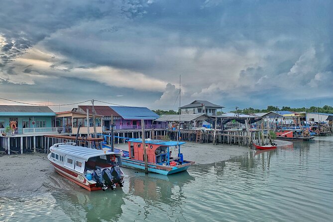 Pulau Ketam Rural Adventure Day Tour (SIC – Join In Tour) - The road to Port Klang and the ferry crossing