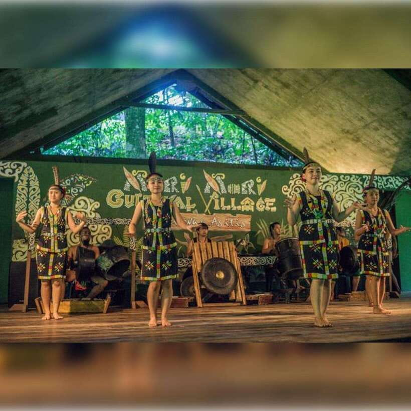 Sabah: Mari-Mari Cultural Village Visit + Lunch + transfer - Traditional Food Is a Real Part of the Value