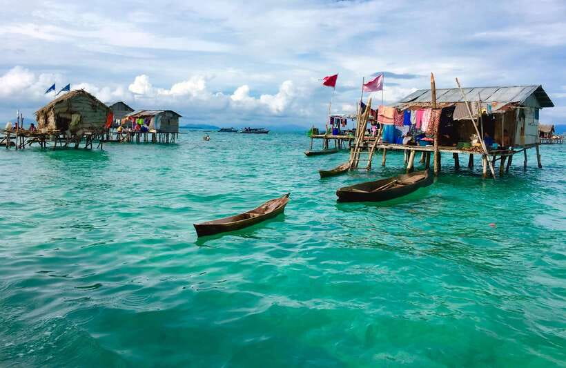 Semporna: Bohey 3 Islands Hike, Snorkel/Dive Tour with Lunch - Bohey Dulang: a climb with a real payoff