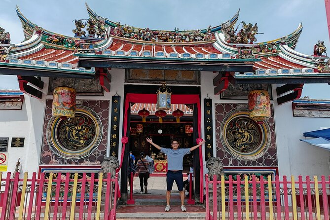 Small Group Melaka Flavours Food and Culture Tour - Three faiths along Harmony Street
