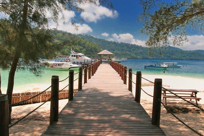 Tunku Abdul Rahman Park 2 Islands Hopping Tour from Kota Kinabalu - Lunch and the pace of the day